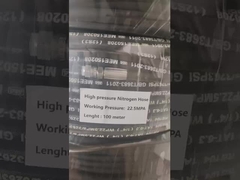 le tuyau en caoutchouc hydraulique renforcé par fil de 22mm s'est développé en spirales tuyau en caoutchouc industriel extensible