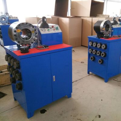 Un bon prix. Machine de rabattement 31.5MPa de tuyau hydraulique électrique pour l'usage industriel en ligne