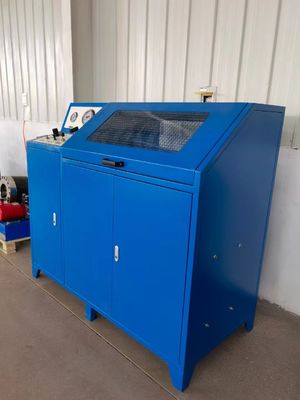 Machine de test de pression de tuyau en acier Près conforme 200 Mpa pour des performances durables