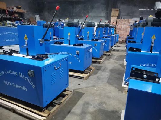 Machine de coupe de tuyau lourde avec 128 kg de poids et 850*600*1200mm de taille