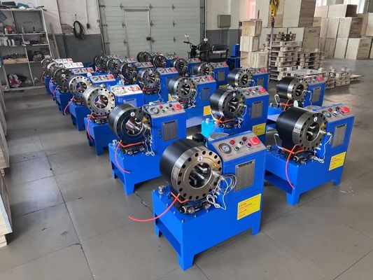 La machine polyvalente DX68 pour le crimpage des tuyaux avec 10 ensembles de matrices obtient la certification CE parfaite et sa taille est de 730*480*740