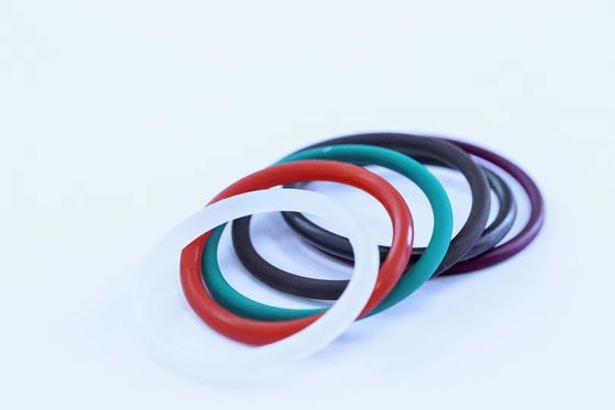 Résistance à la déchirure FFKM O Rings Résistant à l'huile Jusqu'à 5 000 PSI AS568 Matériau de base standard