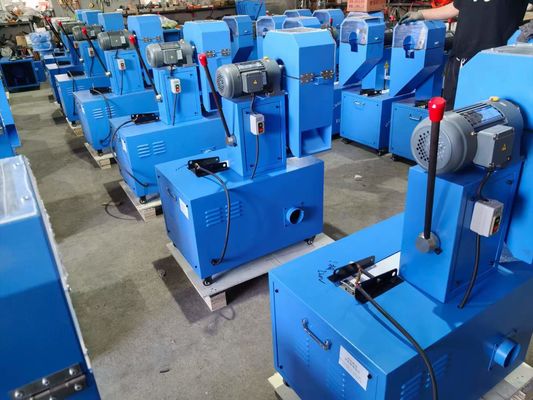 Machine de découpe de tuyaux en caoutchouc de 850*600*1200mm pour les programmes de formation de soutien et de services
