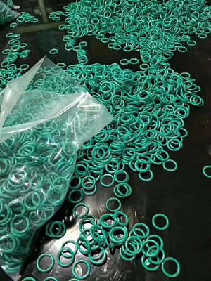 Un bon prix. Matériau vert NBR/FKM/FFKM caoutchouc O-Rings OEM/ODM Formage par compression avec bonne résistance à l'huile 16-30 N/mm Résistance à la déchirure en ligne