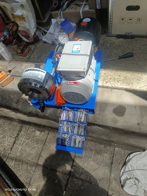 2.2 KW 220V Hydraulique tuyau Crimping Machine avec 1/4 pouce à 1 pouce gamme de crimping pour 6-25mm tuyaux et 1 an de garantie