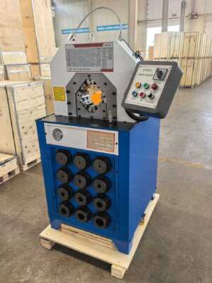 Un bon prix. 3 Inch Hydraulic Hose Crimping Machine with 15 Dies Button Control System and Fast Change Moulds en ligne