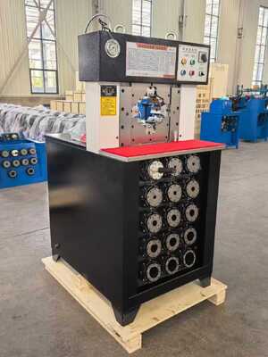 Machine de crimpage de tuyau hydraulique à commande de bouton avec portée de crimpage de 6 à 76 mm et ouverture maximale de 165 mm