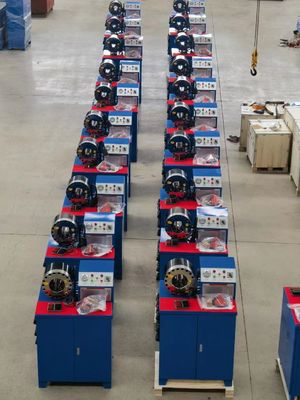 Un bon prix. sertisseur de rabattement de tuyau de frein à air de la machine 3KW de tuyau de frein de 6-51mm avec le panneau multifonctionnel en ligne