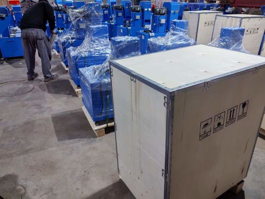 Un bon prix. Machine de découpe de tuyau en caoutchouc électrique avec contrôle de bouton avancé et convivial en ligne