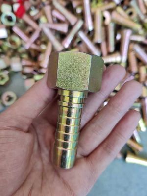 Un bon prix. Différentes matières premières Joints de tuyaux d'huile à filetage en acier au carbone Joints de tuyaux d'huile en acier inoxydable en ligne