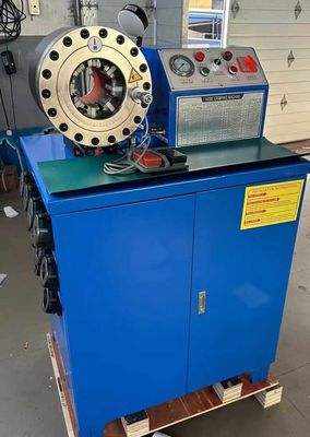 Un bon prix. 2 pouces électrique correspondant à la mort de grande puissance Portable tuyau machine de crimping Excavator tuyau presseur outil tuyau hydraulique en ligne