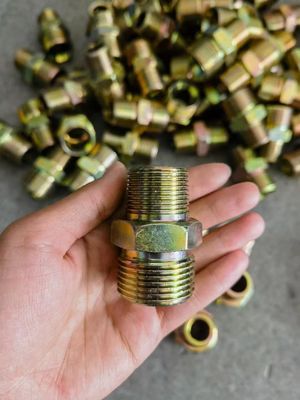 Un bon prix. Adaptateur de fil personnalisé de différentes tailles raccords hydrauliques de tuyaux raccords de ferrules de tuyaux hydrauliques en ligne