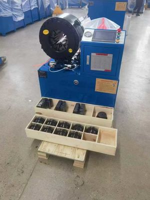 Système de commande PLC Service OEM Industriel 16 Dies Couleurs bleues 4 pouces Plage de décapage Outil de décapage hydraulique électrique 0,01 mm Machine de décapage de tuyau de précision