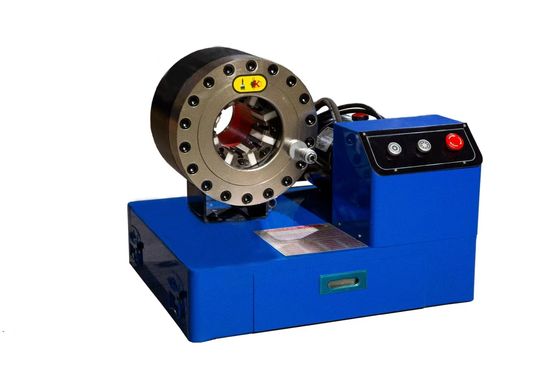 Un bon prix. Sertisseuse manuelle de tuyau tressé 12V/24V 10 matrices 2 pouces couleur bleue, hydraulique à entraînement par batterie, sertissage de tuyaux 6-51mm en ligne