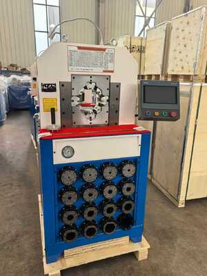 3 pouces hydraulique tuyau machine de crimping avec système de contrôle PLC 6-76mm gamme de crimping et 15 matériau interchangeable