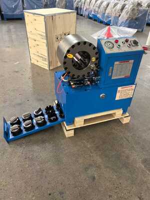 Un bon prix. DX68 Crimper hydraulique de tuyau avec 6-51 mm de portée de crimping 10 matrices et 200 pièces par heure d'efficacité en ligne