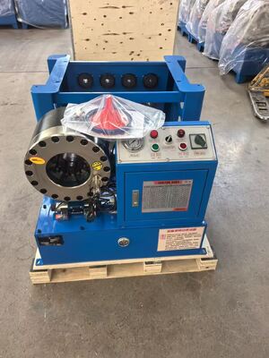 Un bon prix. Machine de sertissage de tuyaux hydrauliques 6-51 mm avec outil de changement rapide de moule et 10 matrices interchangeables pour un sertissage polyvalent en ligne
