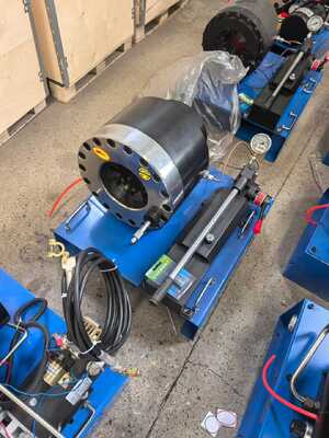 Machine manuelle de sertissage de tuyaux 600T avec plage de 6-51 mm et 10 matrices interchangeables pour applications hydrauliques