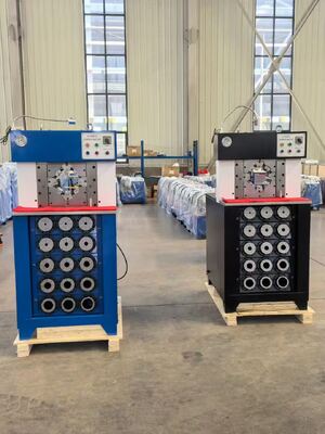 Un bon prix. Machine à sertir les tuyaux hydrauliques de 3 pouces avec une plage de sertissage de 6 à 76 mm, une ouverture maximale de 165 mm et 15 matrices en ligne